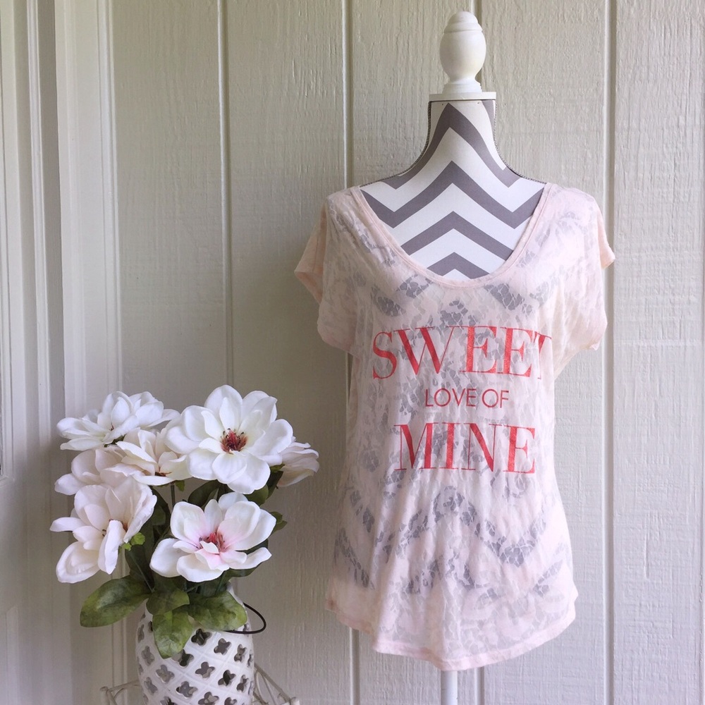 Express-Cream Graphic Tee w/"Sweet Love of Mine"-Med.-EUC